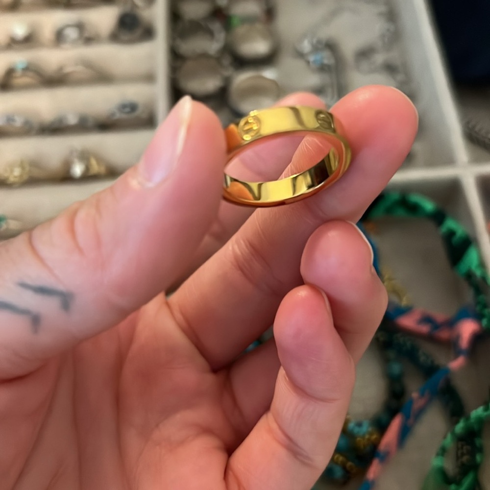 Gold ring - Picture 3 of 3